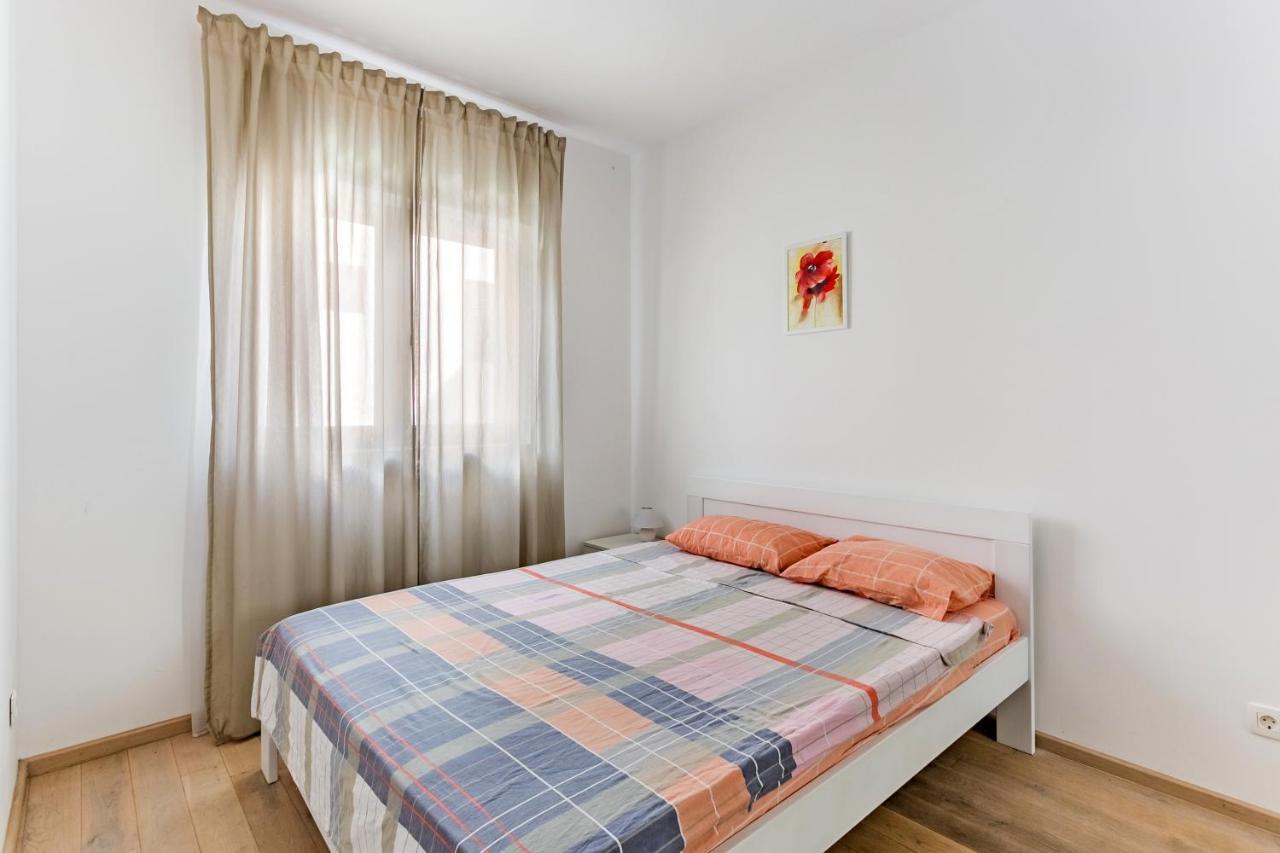 Apartments Beatrice Рафаиловичи Экстерьер фото